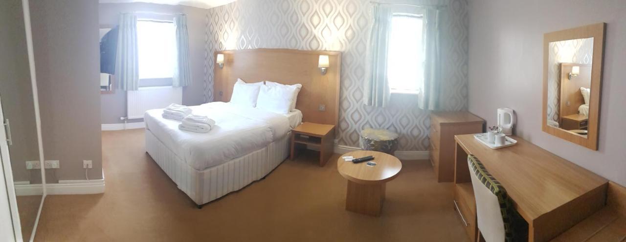 Marsh Farm Hotel Swindon Exterior photo