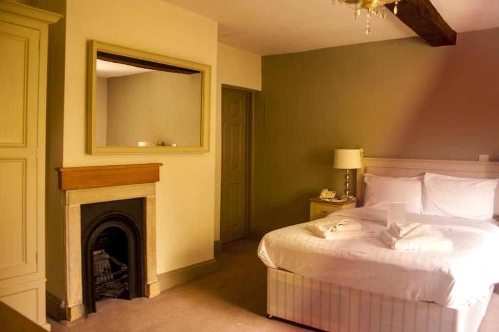 Marsh Farm Hotel Swindon Exterior photo